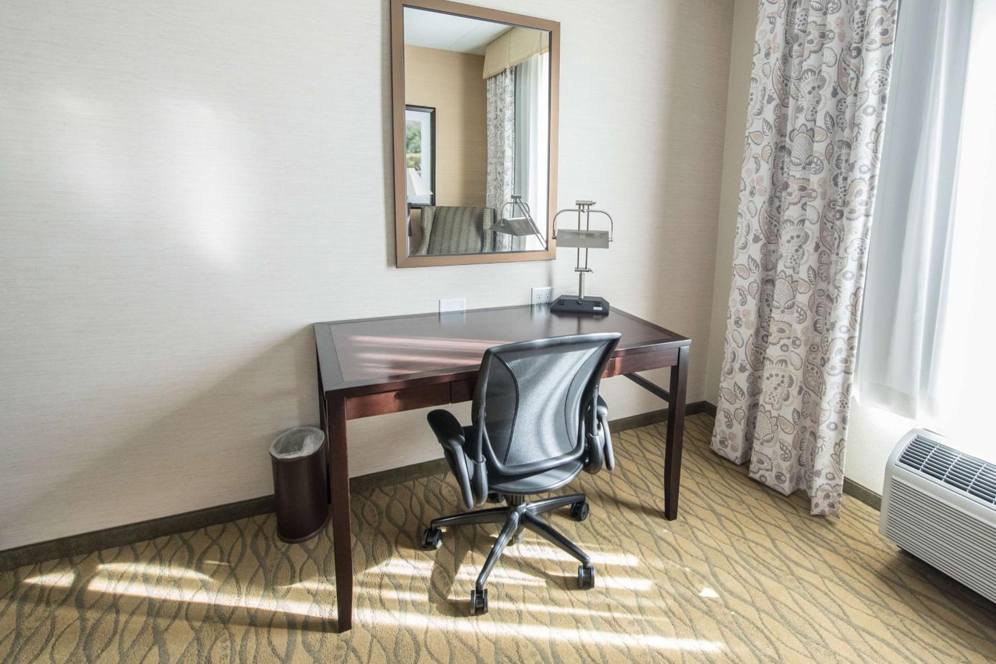 Hilton Garden Inn Indiana At Iup Zewnętrze zdjęcie